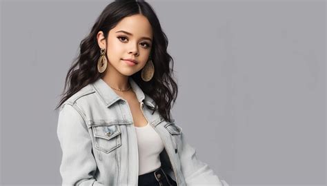 jenna ortega weight and height|Jenna Ortega Height Weight Body Stats Age Family。